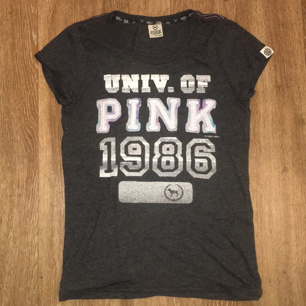 Pink/VS SHIRT 15$